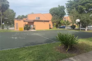 9420 W Flagler St, Miami, FL 33174 - Photo 4