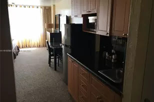 19201 Collins Ave, Sunny Isles Beach, FL 33160 - Photo 2