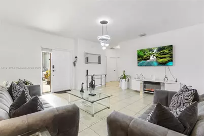 2741 NE 4th St #103, Homestead, FL 33033 - Photo 12