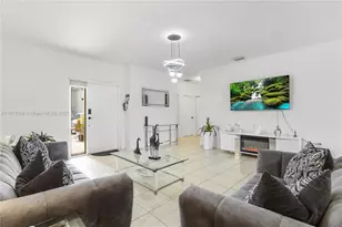 2741 NE 4th St, Homestead, FL 33033 - Photo 12