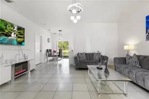 2741 NE 4th St, Homestead, FL 33033 - Photo 10