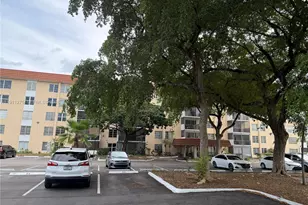 4158 Inverrary Dr, Lauderhill, FL 33319 - Photo 24