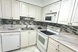 4158 Inverrary Dr, Lauderhill, FL 33319 - Photo 6