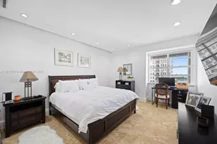 5701 Collins Ave, Miami Beach, FL 33140 - Photo 8