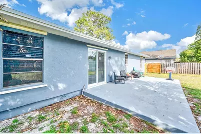 1581 SE Sutton St, Port Saint Lucie, FL 34983 - Photo 28