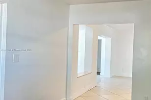 4460 NE 13th Terrace, Oakland Park, FL 33334 - Photo 10