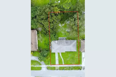 1041 NW 150th St, Miami, FL 33168 - Photo 4