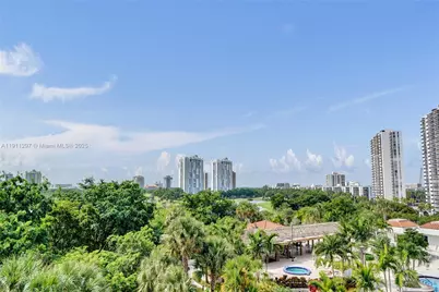 20281 E Country Club Dr #511, Aventura, FL 33180 - Photo 38