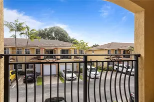 330 SW 2nd Ave, Hallandale Beach, FL 33009 - Photo 18