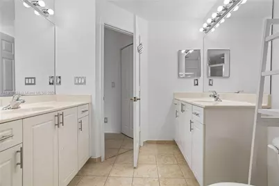 330 SW 2nd Ave #3, Hallandale Beach, FL 33009 - Photo 20