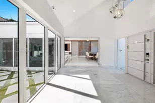 449 Holiday Dr, Hallandale Beach, FL 33009 - Photo 42