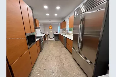 247 E East Shore Dr, Miami, FL 33133 - Photo 8