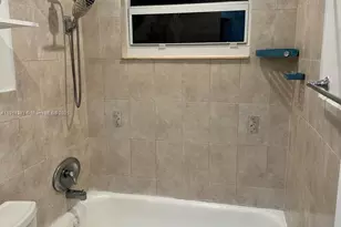 620 SW 7th Ave, Hallandale Beach, FL 33009 - Photo 2