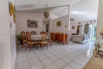 14452 SW 115th St, Miami, FL 33186 - Photo 4