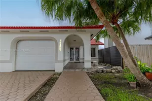 14452 SW 115th St, Miami, FL 33186 - Photo 2