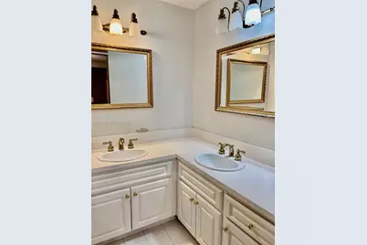 9730 SW 5th St, Miami, FL 33174 - Photo 32