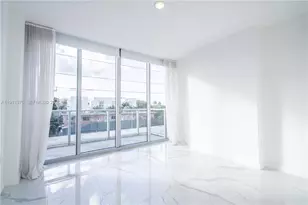 8425 Crespi Blvd, Miami Beach, FL 33141 - Photo 12