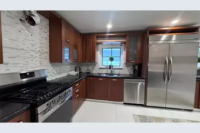 1332 Van Buren St, Hollywood, FL 33019 - Photo 26