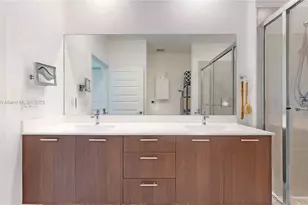 8301 NW 41st St, Doral, FL 33166 - Photo 14