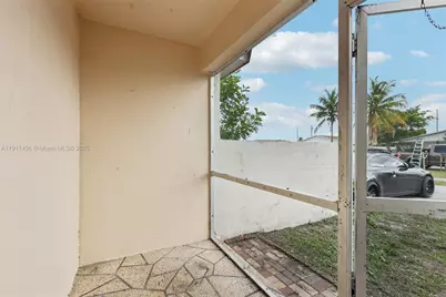 2117 E Bond Dr #1, West Palm Beach, FL 33415 - Photo 8