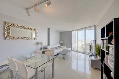 325 S Biscayne Blvd #3916, Miami, FL 33131 - Photo 12