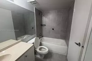 7601 E Treasure Dr, North Bay Village, FL 33141 - Photo 26