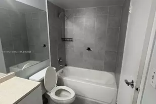 7601 E Treasure Dr, North Bay Village, FL 33141 - Photo 28