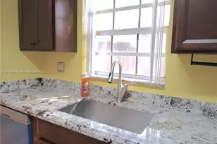 12142 SW 50th Ct, Cooper City, FL 33330 - Photo 6