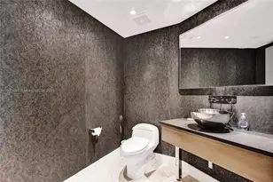 19111 Collins Ave, Sunny Isles Beach, FL 33160 - Photo 44