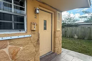 733 NW 4th St, Hallandale Beach, FL 33009 - Photo 1