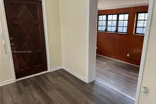 189 Glendale Dr, Miami Springs, FL 33166 - Photo 18