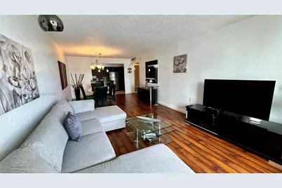19370 Collins Ave #823, Sunny Isles Beach, FL 33160 - Photo 4