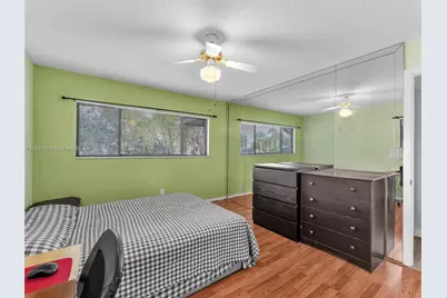 10415 E Clairmont Cir #212, Tamarac, FL 33321 - Photo 12