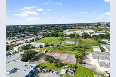 2871 N Oakland Forest Dr #210, Oakland Park, FL 33309 - Photo 32