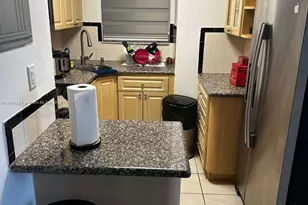 210 Fontainebleau Blvd, Miami, FL 33172 - Photo 10