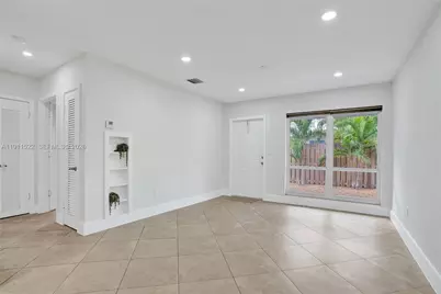 3033 NE 20th Ter #2, Fort Lauderdale, FL 33306 - Photo 6
