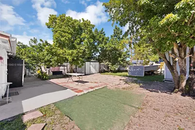 1145 Kasim St, Opa-Locka, FL 33054 - Photo 20