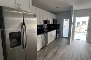 2430 NE 135th St, North Miami, FL 33181 - Photo 4
