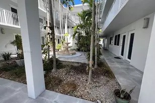 2430 NE 135th St, North Miami, FL 33181 - Photo 6