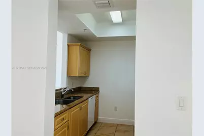 3590 Coral Way #908, Miami, FL 33145 - Photo 6