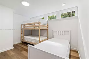 11015 Lakeside Dr, Coral Gables, FL 33156 - Photo 18