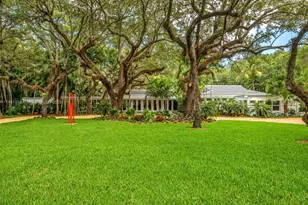 11015 Lakeside Dr, Coral Gables, FL 33156 - Photo 2
