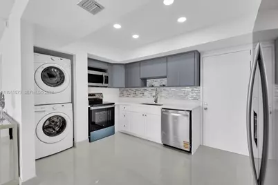 17720 N Bay Rd #803, Sunny Isles Beach, FL 33160 - Photo 14