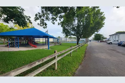 7232 SW 94th Pl #E7, Miami, FL 33173 - Photo 8