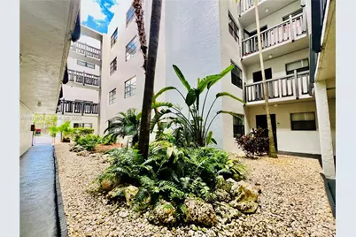 1021 Mockingbird Ln #215, Plantation, FL 33324 - Photo 8