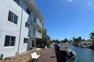 2430 NE 135th St, North Miami, FL 33181 - Photo 2