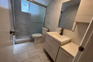 2430 NE 135th St, North Miami, FL 33181 - Photo 14