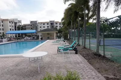 6195 Rock Island Rd #204, Tamarac, FL 33319 - Photo 20