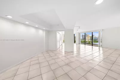 19707 Turnberry Way #14G, Aventura, FL 33180 - Photo 10