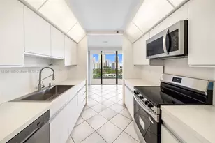 19707 Turnberry Way, Aventura, FL 33180 - Photo 12